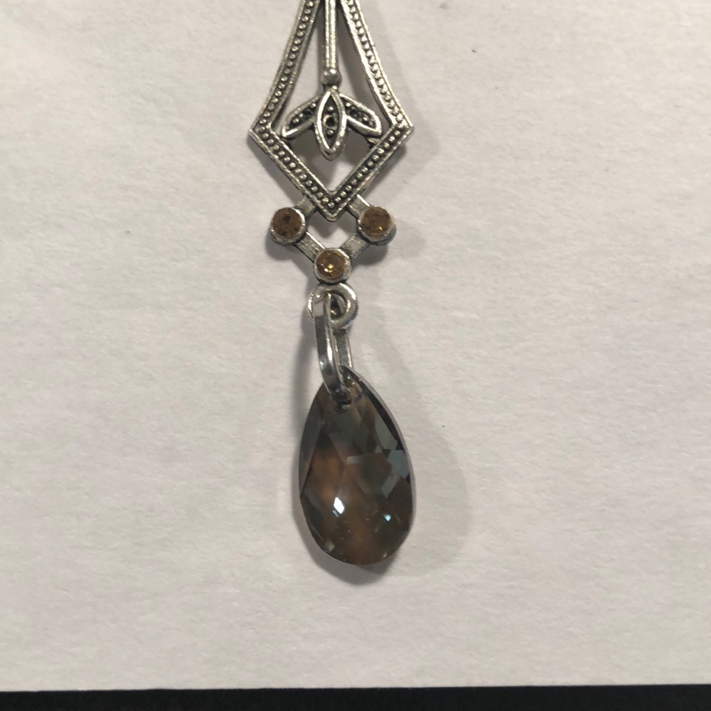 Necklaces - Picture 3 of 5
